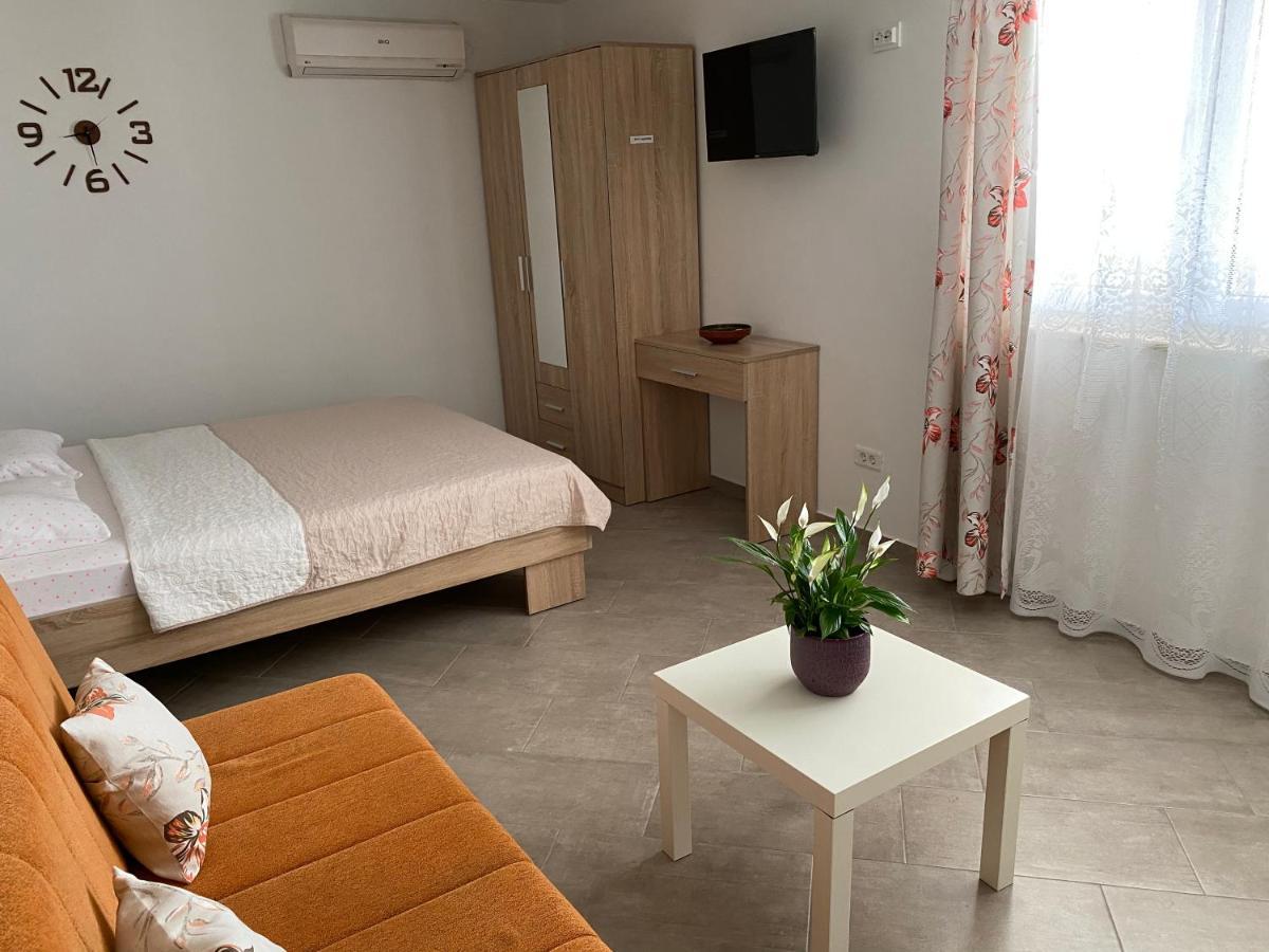 באר Dajkovic Apartmani מראה חיצוני תמונה