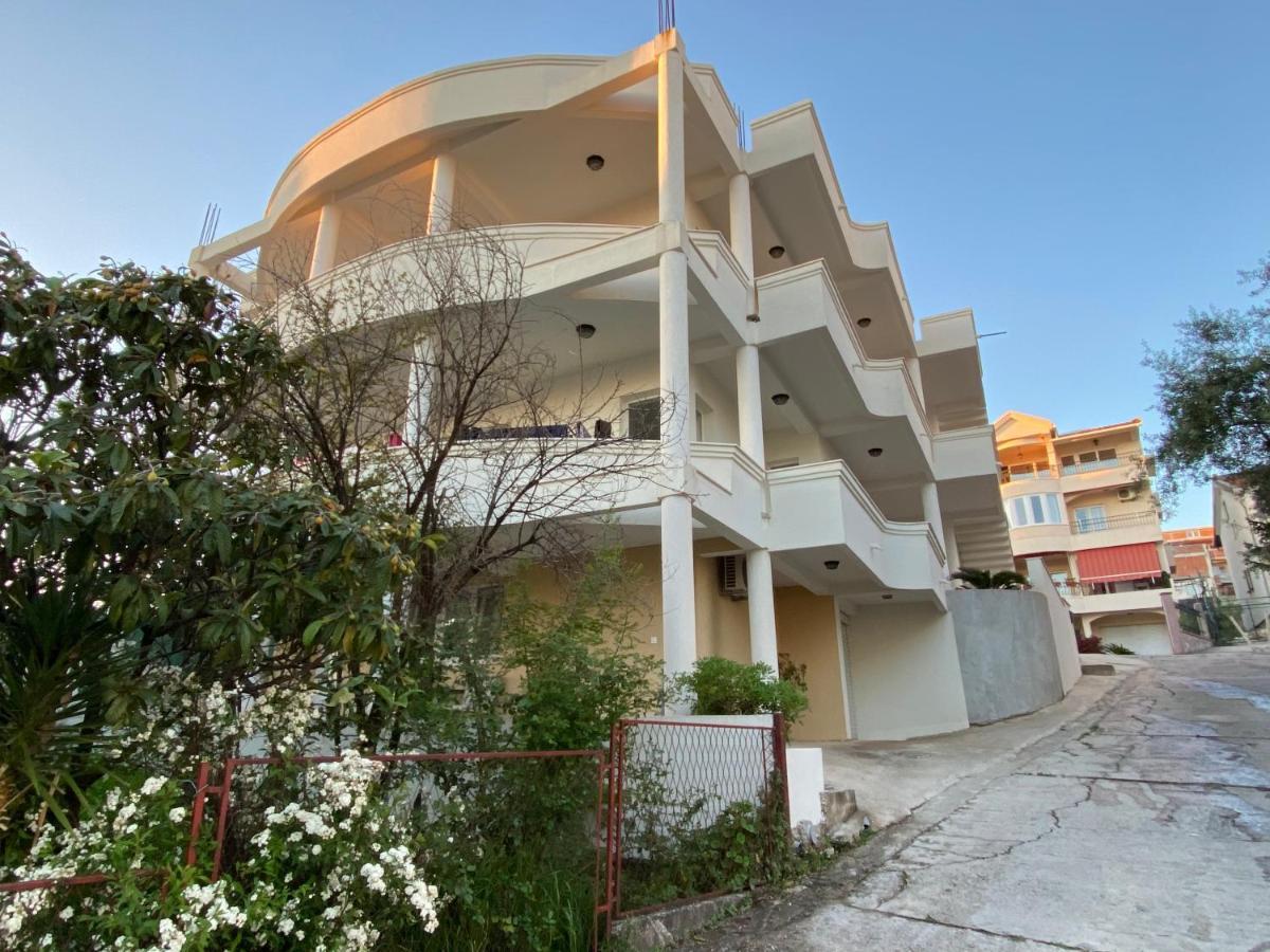 באר Dajkovic Apartmani מראה חיצוני תמונה